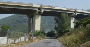 A16, indagine aperta su 11 viadotti